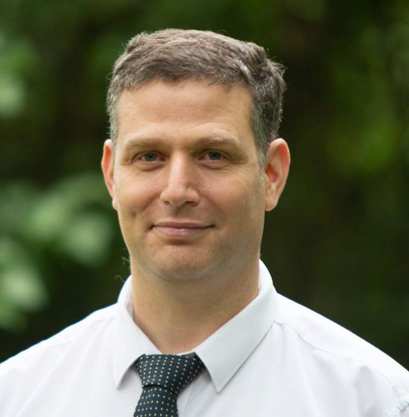 Dr. Steiner Tidhar
